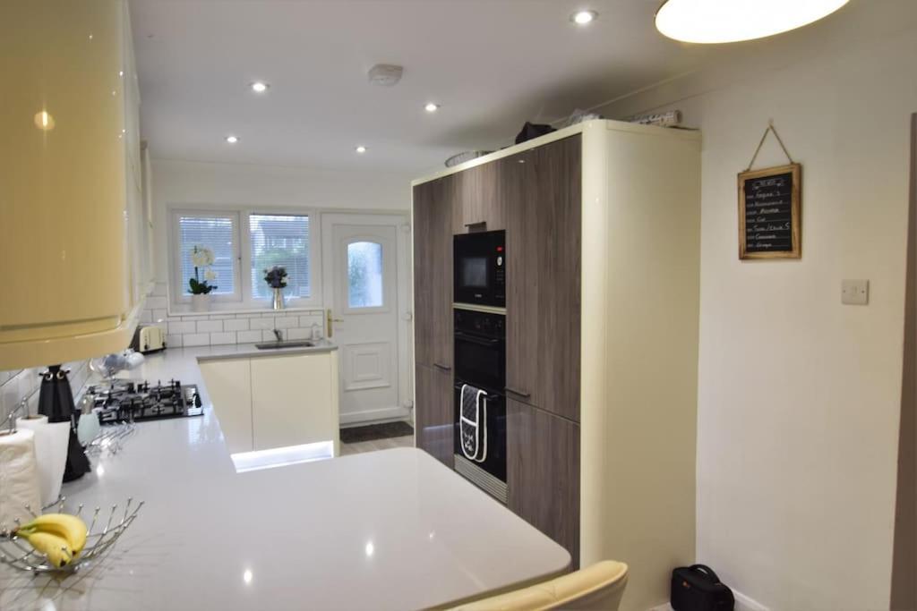 Mikes At Menai - Stylish & Spacious 3 Bed House In Menai Bridge. Exteriér fotografie