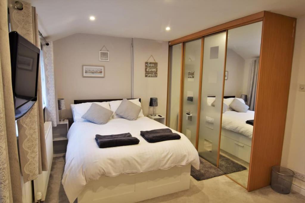 Mikes At Menai - Stylish & Spacious 3 Bed House In Menai Bridge. Exteriér fotografie